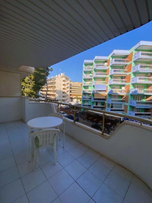 Offre Speciale! Appartement Portaventura Salou Luaran gambar